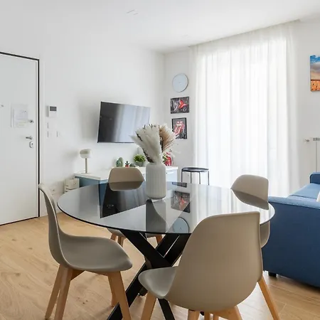 Apartament Blue Azzo Gardino N9 Interno 4 Bolonia