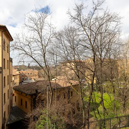 Blue Azzo Gardino N9 Interno 4 Апартаменты *