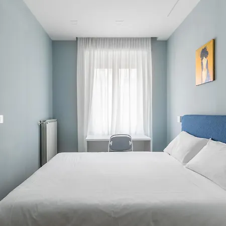 Apartment Blue Azzo Gardino N9 Interno 4 *