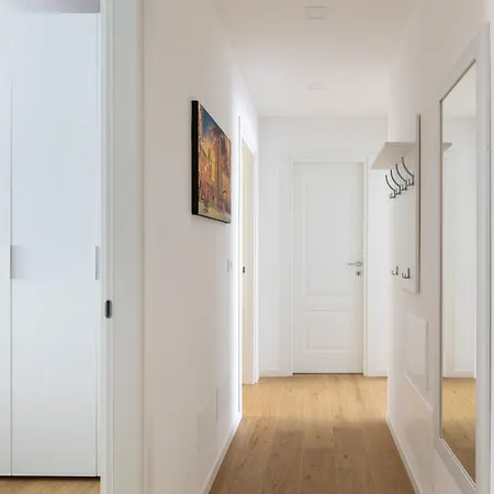 Blue Azzo Gardino N9 Interno 4 Apartment